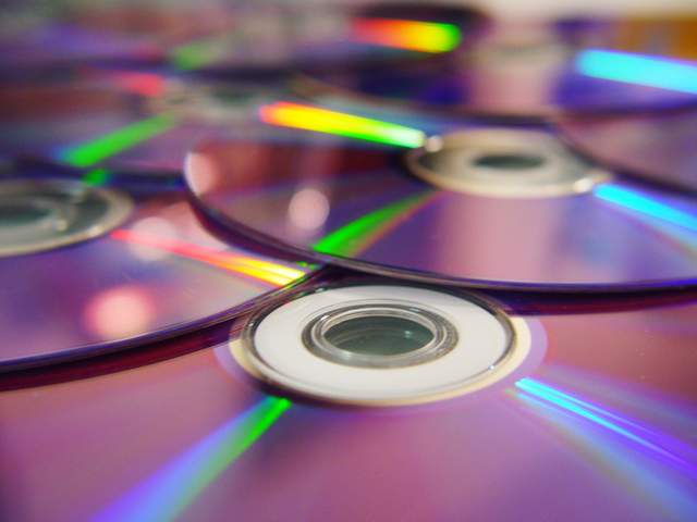 how-to-clean-dirty-cds-london-cleaning-services